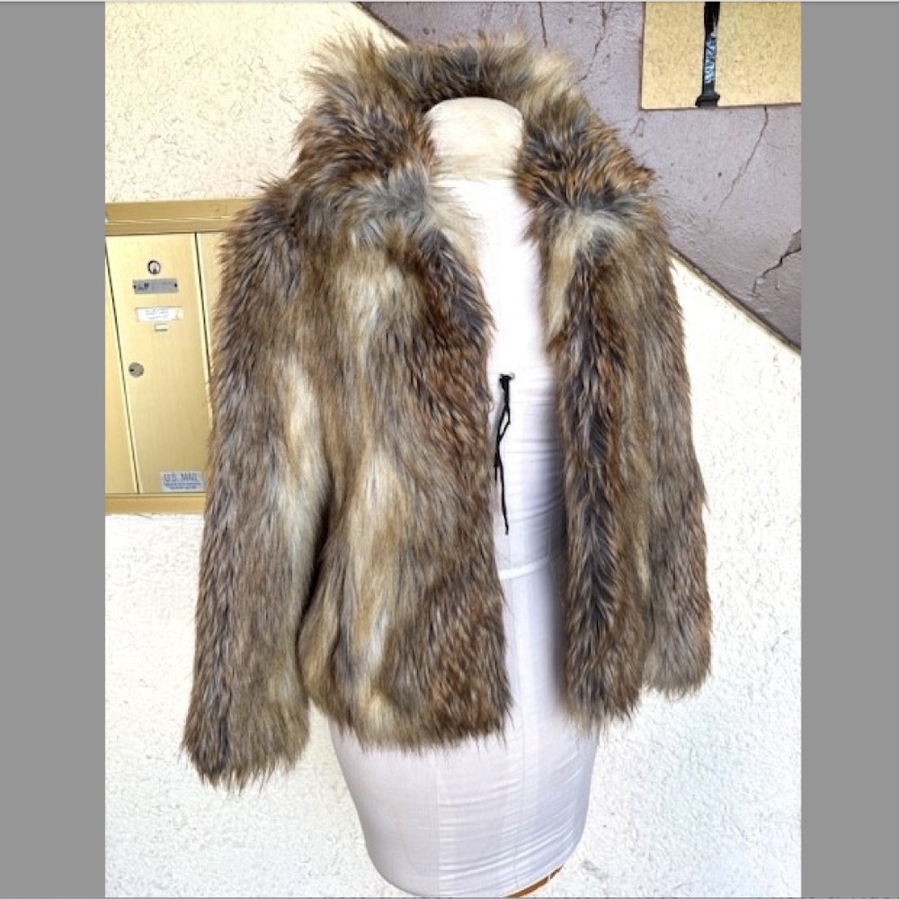 $495 ZADIG & VOLTAIRE Fame Faux Fur  Short Jacket NWOT/sz S - Picture 6 of 16
